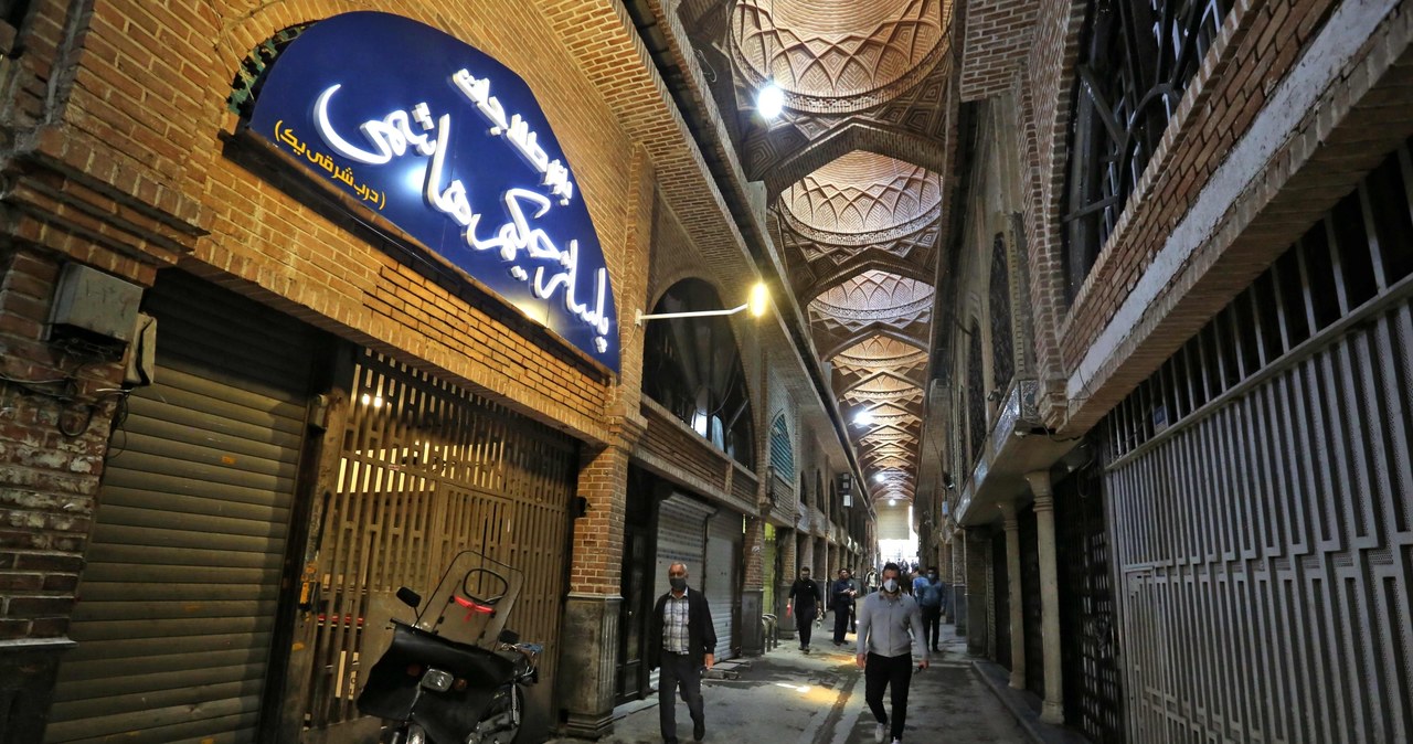 Bazar w Teheranie w czasie pandemii COVID-19 /AFP