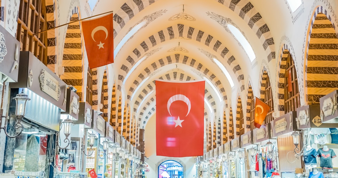 Bazary i centra handlowe to w Turcji niemal atrakcje turystyczne. /123rf.com /123RF/PICSEL