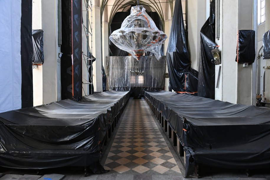 Bazylika św. Mikołaja w czerwcu 2019 r. /Adam Warżawa /PAP