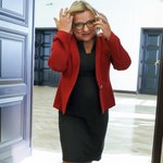 Beata Kempa nie wstydzi się krągłości. Podkreśliła je sukienką