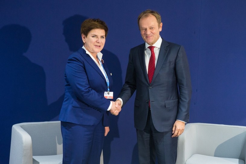 Beata Szydło i Donald Tusk /ANDRZEJ LANGE / SE / /East News