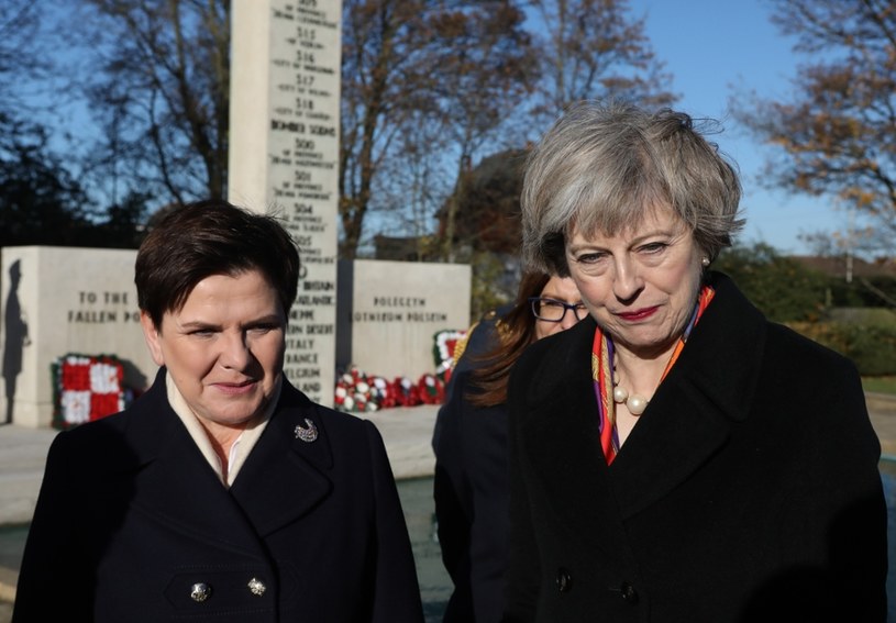 Beata Szydło i Theresa May /Stanisław Kowalczuk /East News