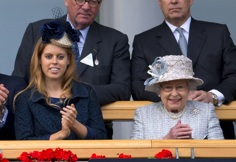 Beatrice i Królowa Elżbieta II / Max Mumby/Indigo / Contributor /Getty Images
