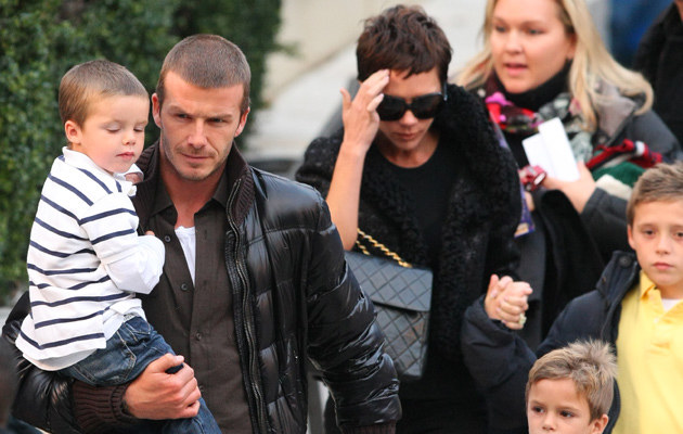 Beckhamowie z synami &nbsp; /Splashnews