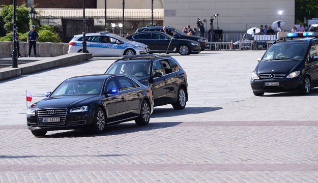 Będą nowe samochody dla VIP-ów. Koszt? Ponad dwa miliony złotych /Marcin Kmieciński /PAP