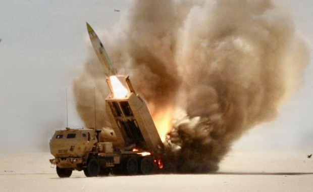 Będą opóźnienia w dostawach broni z USA? "Dłużej niż kilka tygodni"