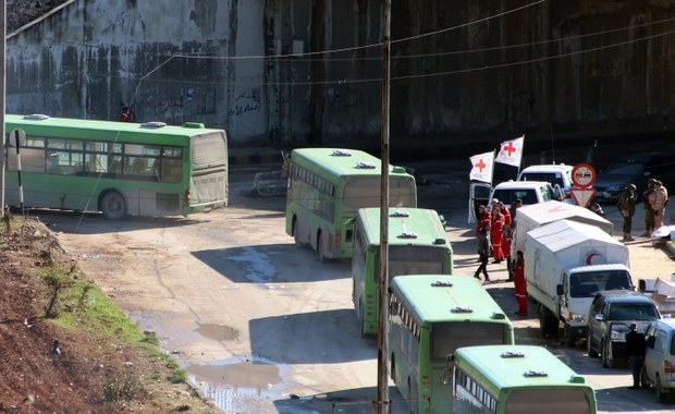 Będzie kolejna ewakuacja z Aleppo? Dziś karetkami i ciężarówkami wywieziono ok. 1000 ludzi