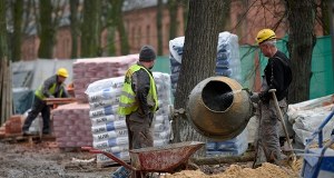 Będzie łatwiej rozpocząć budowę, wystarczy zgłoszenie. Prezydent podpisał nowelizację
