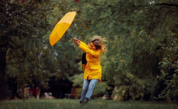 Będzie mocno wiało. IMGW wydał ostrzeżenie