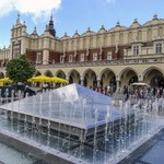 Będzie nowa fontanna na Rynku Głównym w Krakowie. "Kryształ" zniszczony