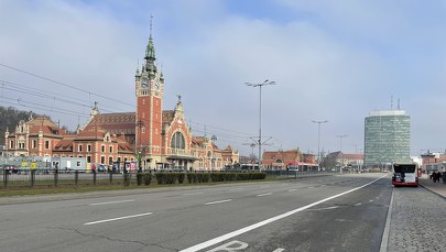 Będzie przejście naziemne przy dawnej Krewetce. Albo... na wysokości dworca głównego