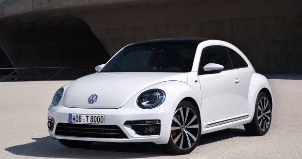 Beetle R-Line dostępny jest w jednym z 12 odcieni nadwozia. /Volkswagen