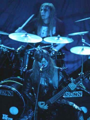 Behemoth na scenie /Oficjalna strona zespołu
