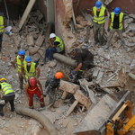Bejrut: Oznaki życia w zawalonym budynku. Nie znaleziono nikogo