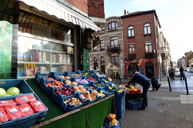 Belgia: Inflacja jest najwyższa od 47 lat. Nz. ulica w Molenbeek, dzielnicy Brukseli /AFP