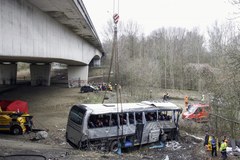 Belgia: Polski autokar spadł z wiaduktu