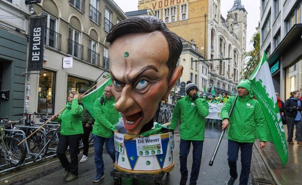 ​Belgia sparaliżowana, lotniska odwołują loty