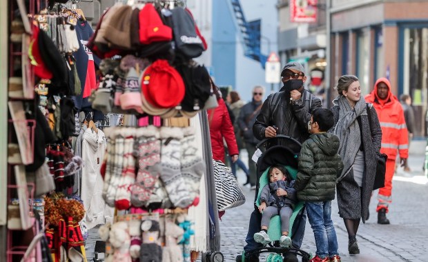 Belgia zawiesza zajęcia w szkołach, zamyka restauracja i bary