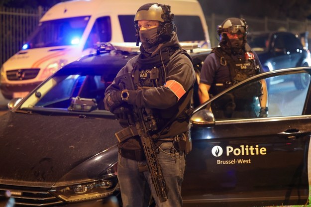 Belgijska policja /OLIVIER MATTHYS    /PAP/EPA