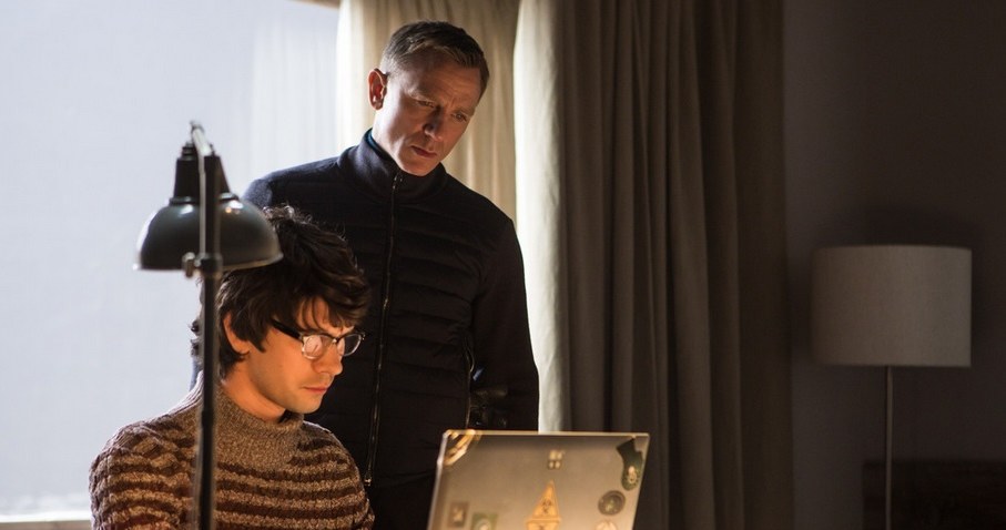 Ben Whishaw i Daniel Craig w filmie "Spectre" /Forum Film /materiały dystrybutora