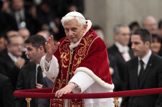 Benedykt XVI trzy miesiące temu przeszedł operację kardiologiczną /SAMANTHA ZUCCHI  /PAP/EPA