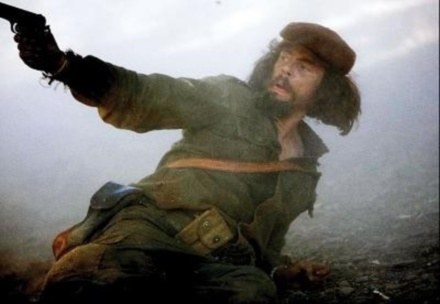 Benicio del Toro jako Ernesto Che Guevara /