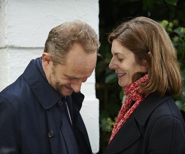 Benoît Poelvoorde i Chiara Mastroianni w filmie "3 serca"