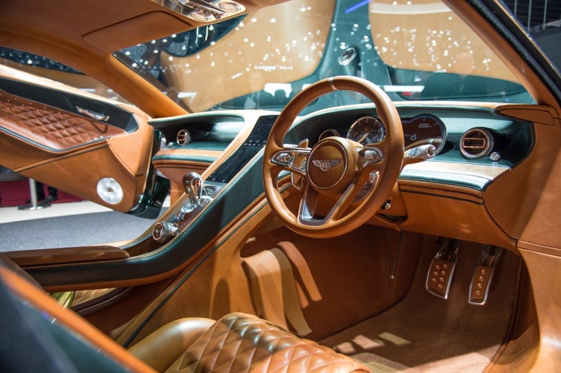 Bentley EXP 10 Speed 6 /Newspress
