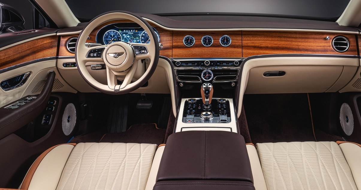 Bentley Flying Spur Hybrid Odyssean Edition /Informacja prasowa