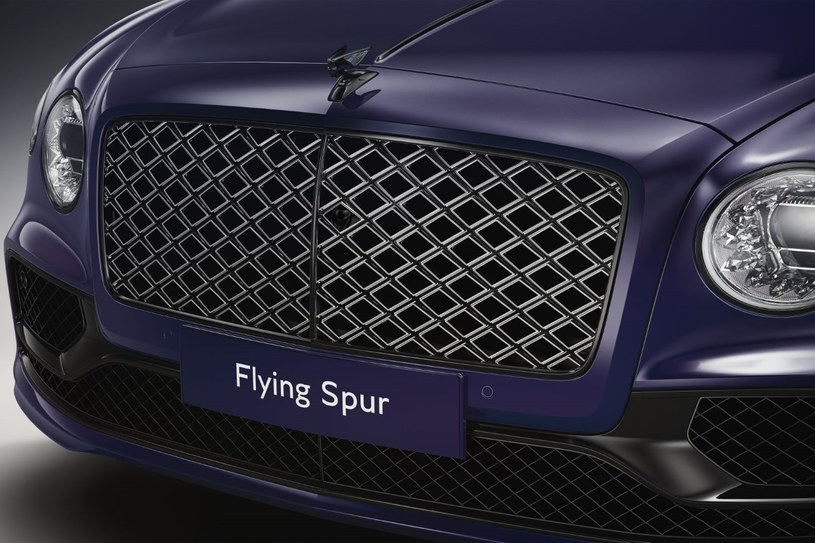 Bentley Flying Spur Mulliner Blackline /materiały prasowe