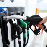 Benzyna i diesel w dół. Minister o tym, czy na stacjach może braknąć paliwa