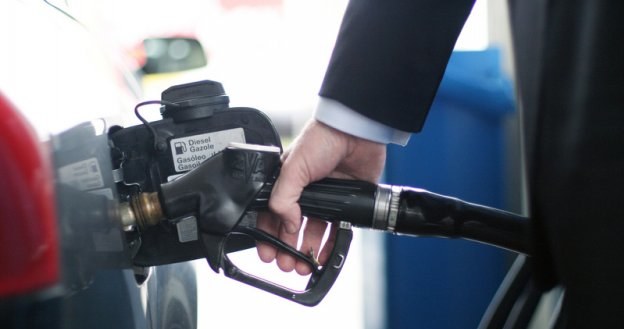 Benzyna i olej mogą być na święta droższe niż w lecie /&copy; Panthermedia