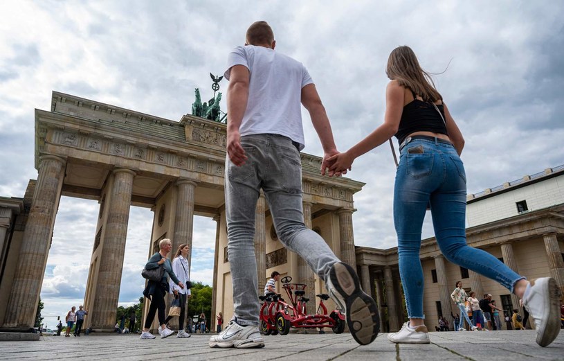 Berlin, Brama Brandenburska /AFP
