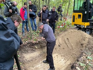 Berlin. Niemiecka policja szuka szczątków funkcjonariuszy. Zostali zamordowani przez kolegów za homoseksualizm 