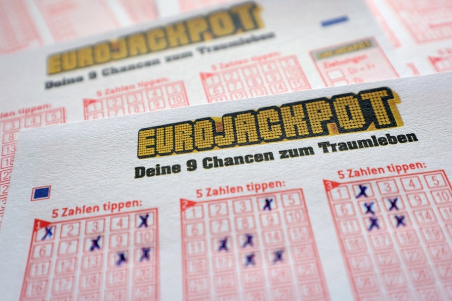Berlin: Zwycięzca Eurojackpota po dwóch tygodniach zgłosił się po 120 milionów euro! /IMAGO/Rene Traut/Imago Stock and People /East News