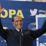 Berlusconi poleciał do Putina. Wręczy mu symboliczny prezent urodzinowy 