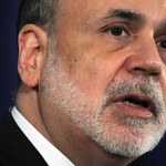 Bernanke pompuje pieniądze, świat się cieszy
