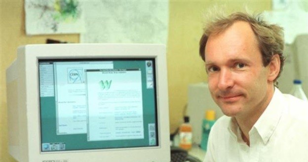 Berners-Lee, twórca pierwszej strony WWW - zdjęcie z 1994 roku /materiały prasowe