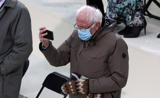 Bernie Sanders i jego rękawice. To on skradł show podczas zaprzysiężenia Joe Bidena