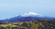 Beskidy, widok na Babią Górę /Encyklopedia Internautica