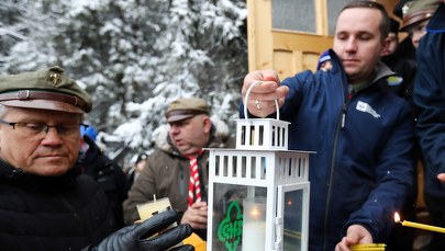 Betlejemskie Światło Pokoju ruszyło w wędrówkę po Polsce [ZDJĘCIA]