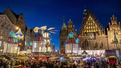 Betonowe bariery i zamknięte ulice. Startuje Wrocławski Jarmark Bożonarodzeniowy