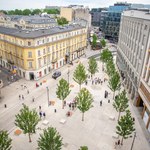 Betonoza dotarła do Warszawy. Plac Pięciu Rogów budzi kontrowersje