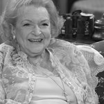 Betty White nie żyje. Gwiazda seriali "Złotka" i "Moda na sukces" miała 99 lat