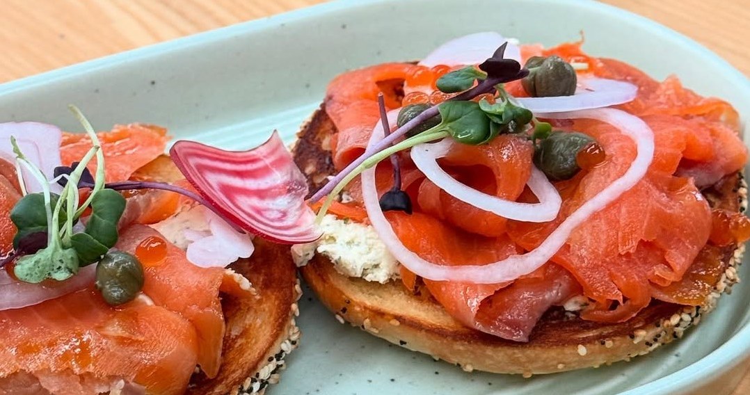 Бейгл із різними начинками - смачна альтернатива нудним бутербродам /Domena publiczna