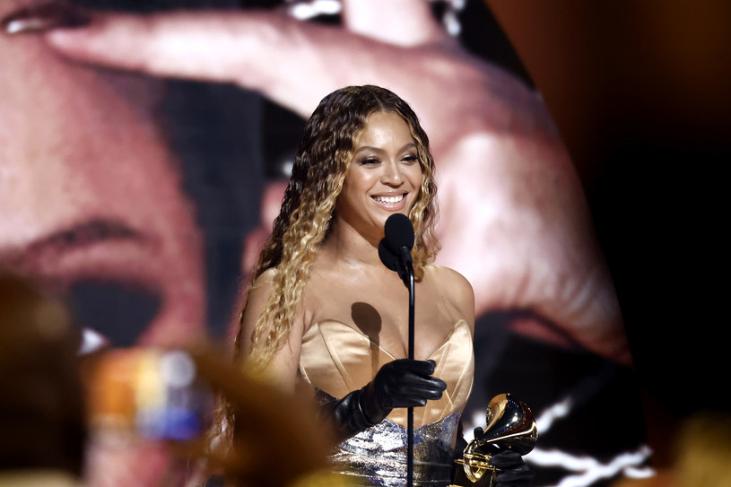 Beyoncé na rozdaniu GRammy Awards w lutym 2023 /Emma McIntyre /AFP
