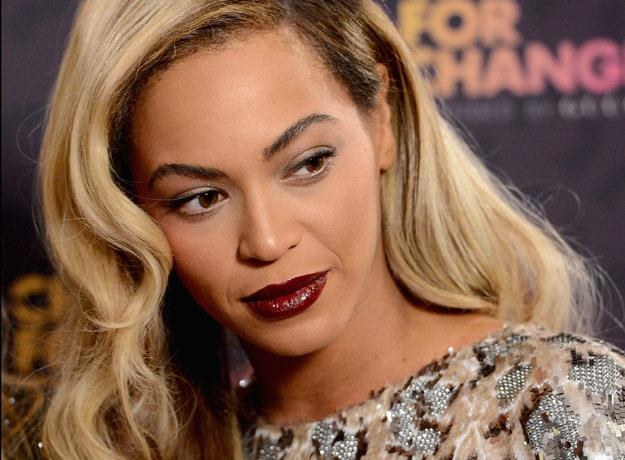 Beyonce zawsze uważana była za względnie normalną gwiazdę (fot. Ian Gavan) /Getty Images/Flash Press Media