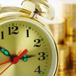 (Bez)cenna godzina, czyli czy zmiana czasu ma wpływ na gospodarkę?