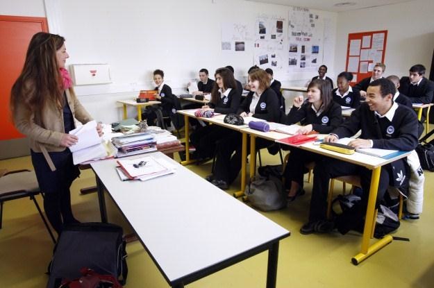 Bez gadżetów elektronicznych edukacja też ma sens /AFP