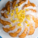 Bez jajek i nabiału, dobra dla wegan i alergików. Pyszna babka na Wielkanoc